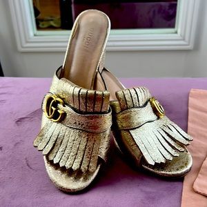 GUCCI gold kiltie mid heel marmont sandal size 41